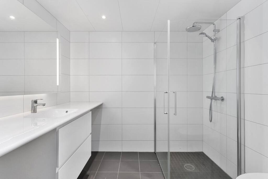 Apartmán Nydalen/Storo- Ved T-Banestasjon Oslo Exteriér fotografie